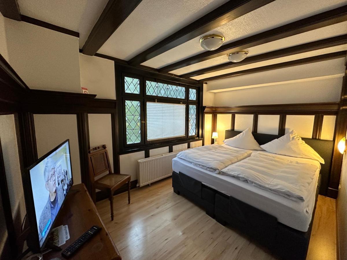 Hotel Zur Post Dabringhausen - Contactless Self Check-In แวร์เมลสเคียร์เคน ภายนอก รูปภาพ