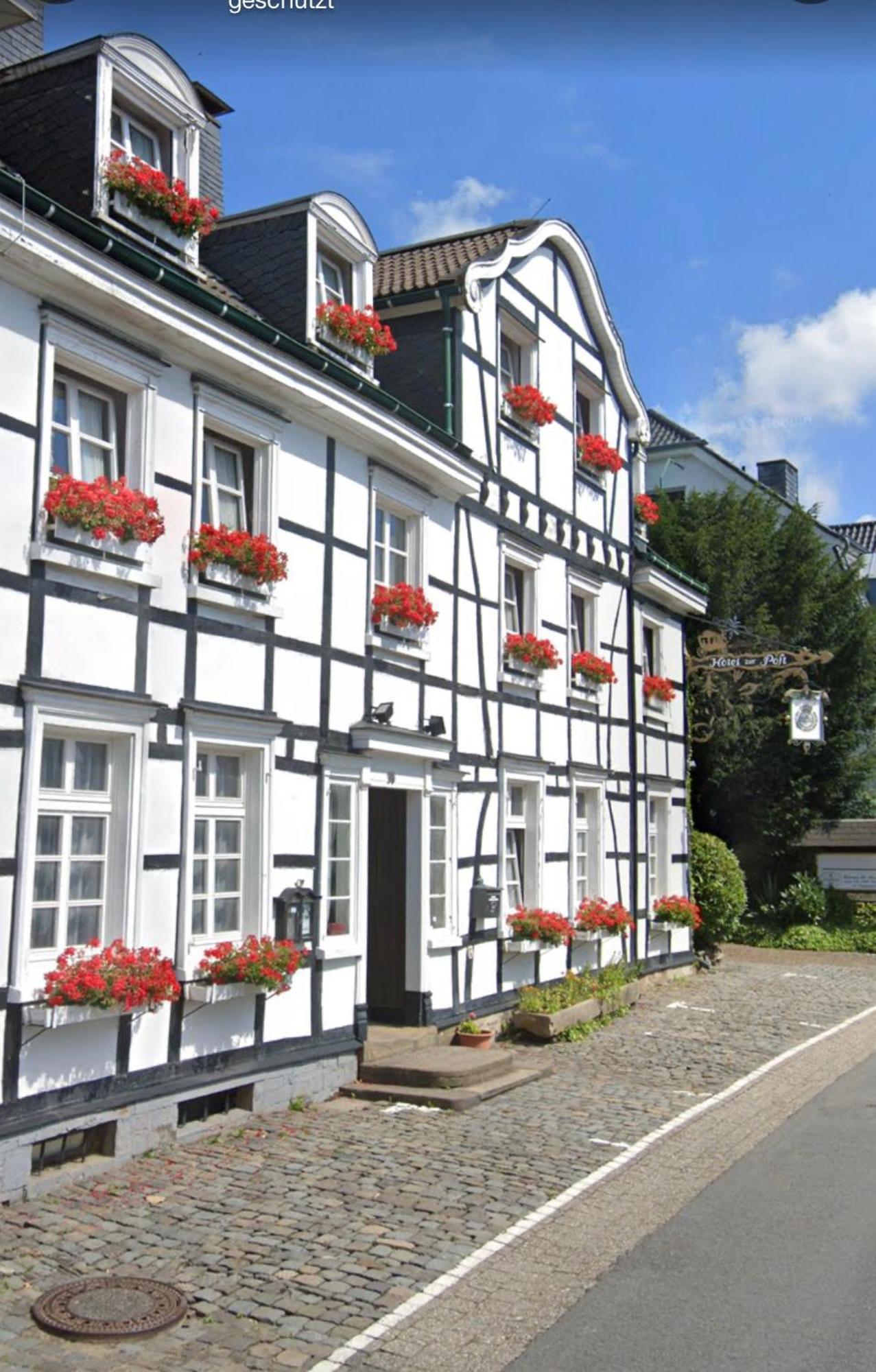 Hotel Zur Post Dabringhausen - Contactless Self Check-In แวร์เมลสเคียร์เคน ภายนอก รูปภาพ